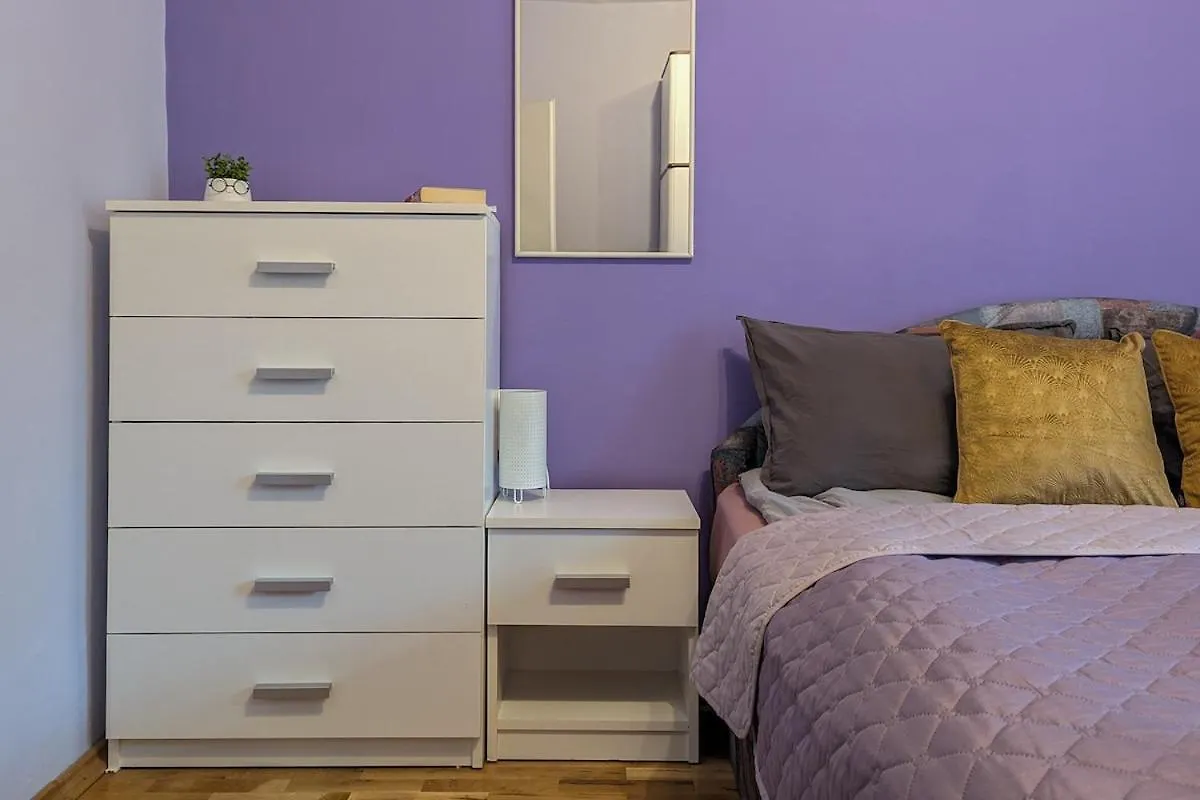 Ariazapartment Spacious Family & Homeoffice Friendly Burgasz Apartman