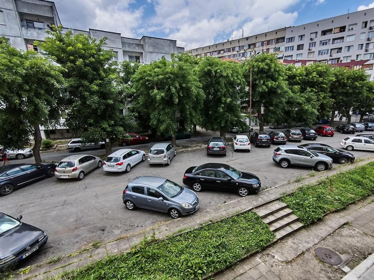 Ariazapartment Spacious Family & Homeoffice Friendly Burgasz 0*,  Bulgária